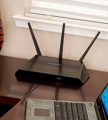 NETGEAR R7000-100PES Routeur Wi-Fi - Bestadvisor