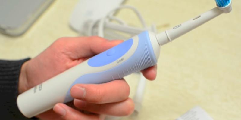 Test. Oral-B Vitality Sensitive Clean Brosse à Dents Electrique Rechargeable